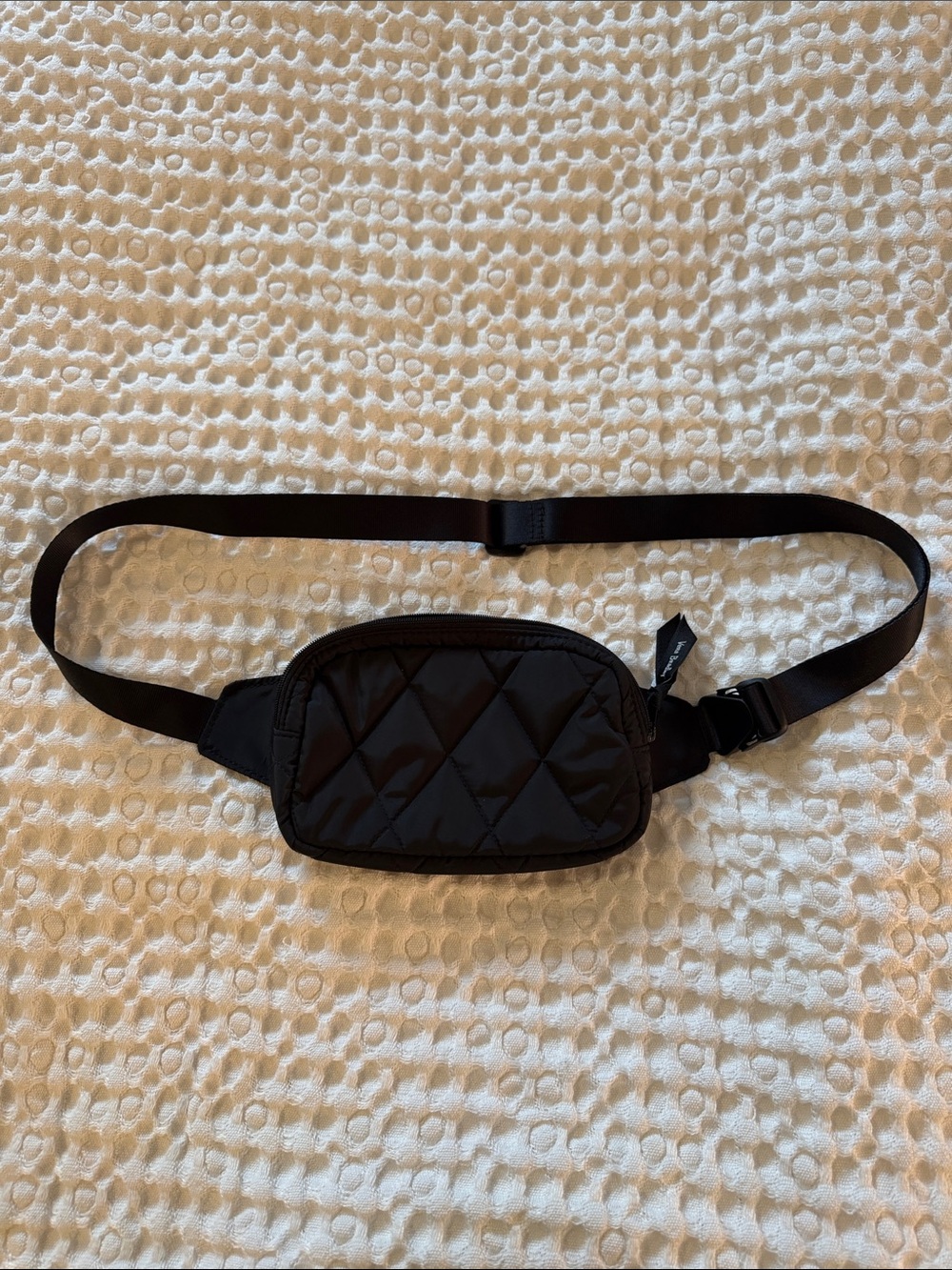 Vera Bradley Black Quilted Crossbody Waist Bag